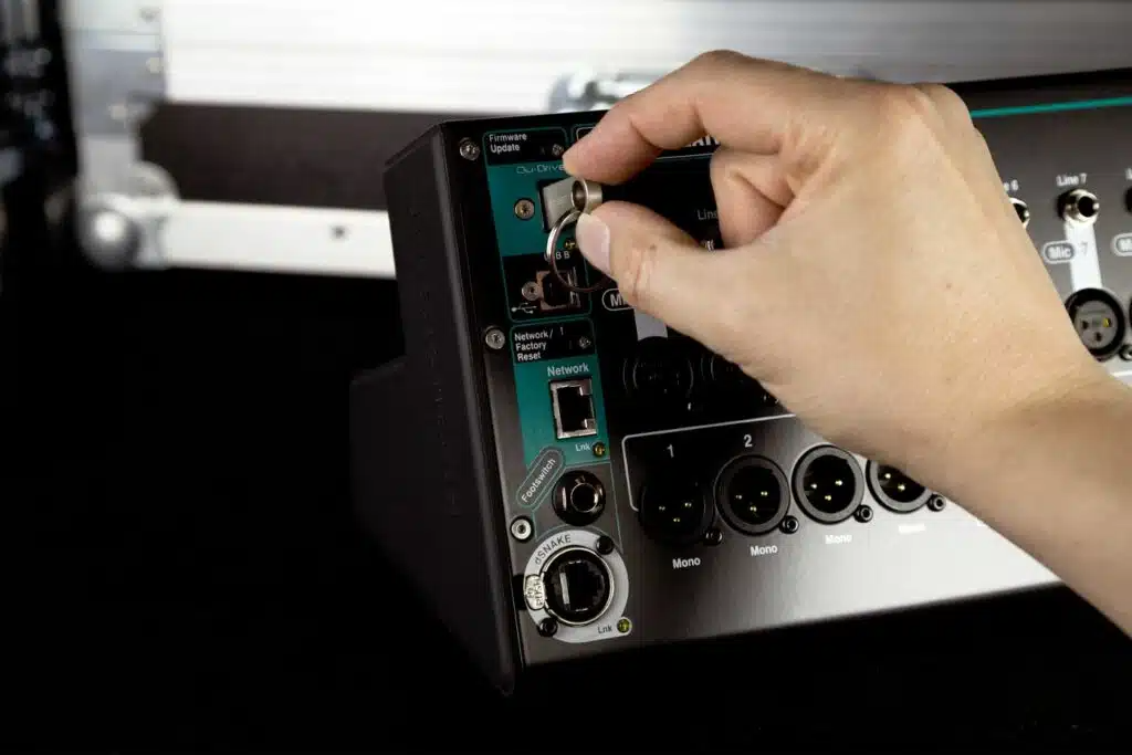 Qu-SB Allen &amp; Heath Portable Digital Mixer
