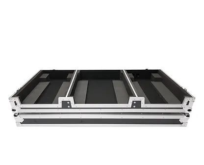 MULTI-FORMAT CASE PLAYER/MIXER V10/A9 MAGMA DJ-Set flightcase ZILVER