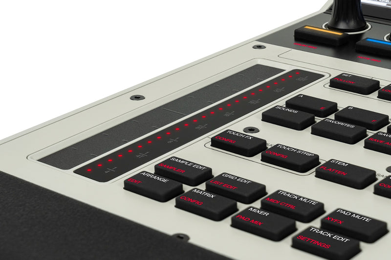 MPC XL AKAI Standalone Sampling &amp; Sequencing Station