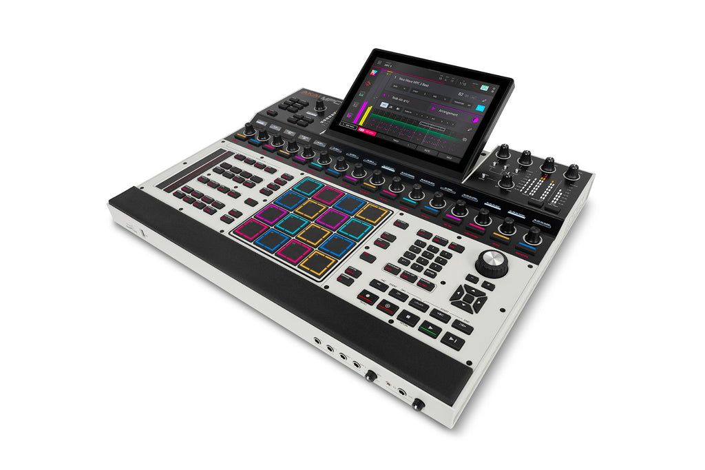 MPC XL AKAI Standalone Sampling &amp; Sequencing Station