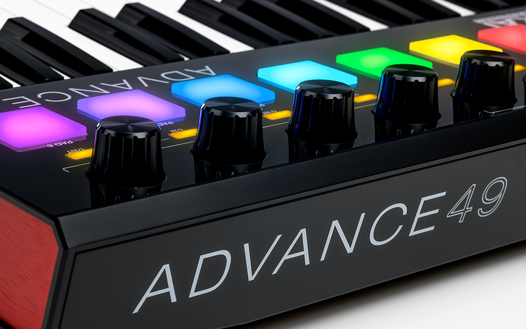 ADVANCE 49 AKAI 