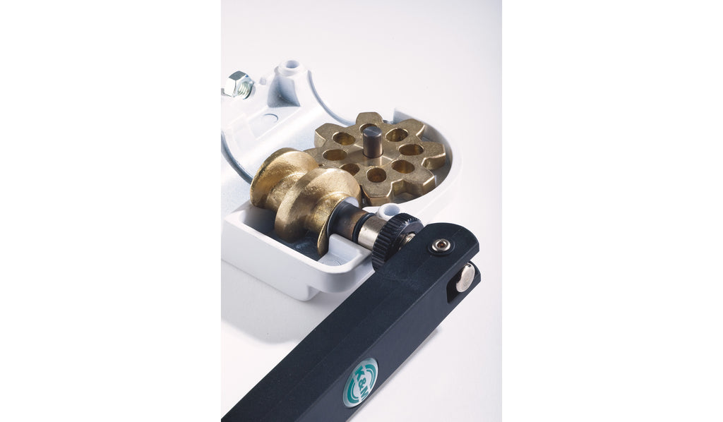 21339 K&amp;M Wind-Up Tussenpaal 94-150,5 cm Zwart