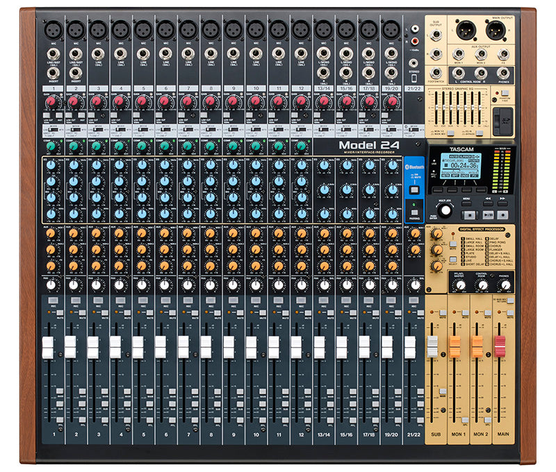 Model 24 Tascam 22-Kanaals Mengpaneel